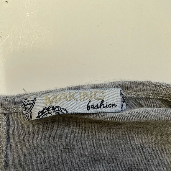 Making Fashion 90's Y2K New York graphic muscle tee women's size Small - Picture 5 of 9